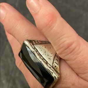 Size 8 Silpada cut black stone sterling silver ring
